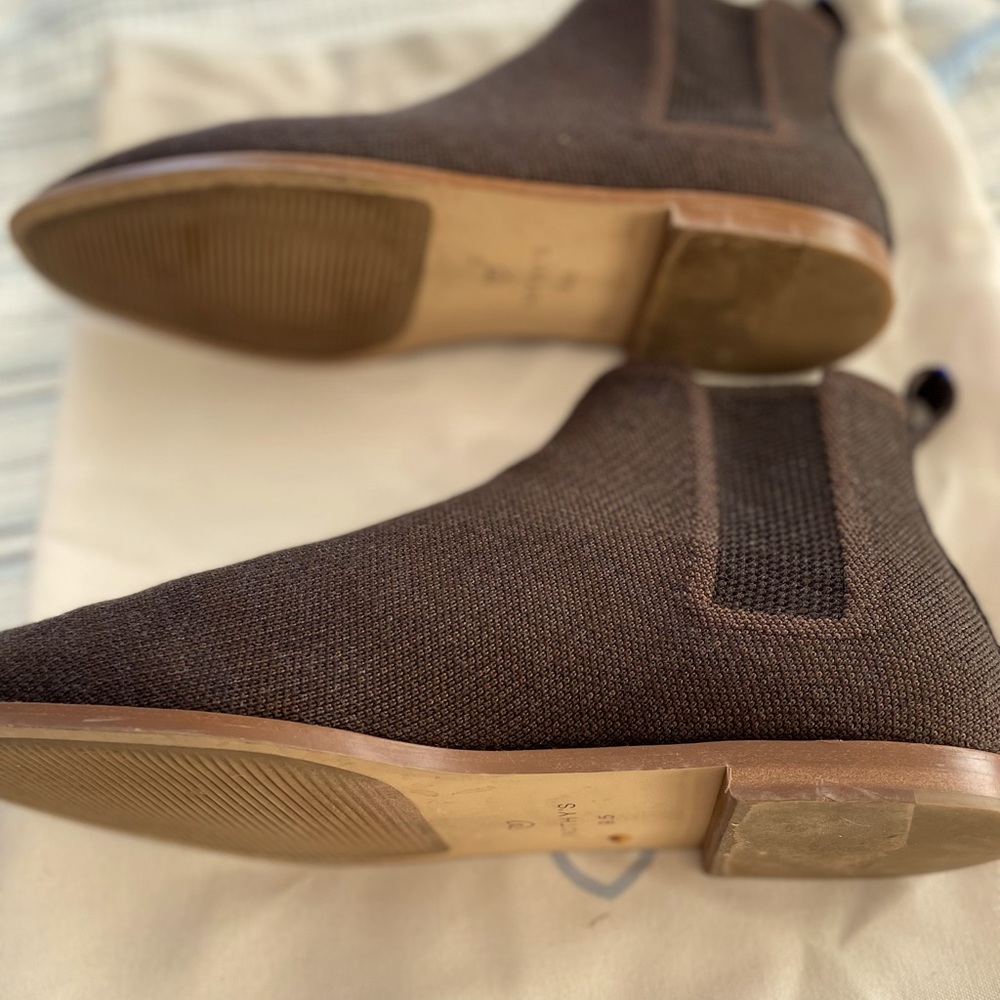 Rothy’s - size 9.5 Cocoa Merino Ankle Boot